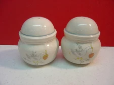 International China MARMALADE Salt and Pepper Set