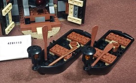 LEGO POTC #4194 Whitecap Bay Complete Build, 3 Minifigs, Manuals "No Mermaids"