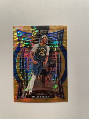 2024 Panini Select Concourse Neon Orange Pulsar Prizm /18 - Myles Turner #4