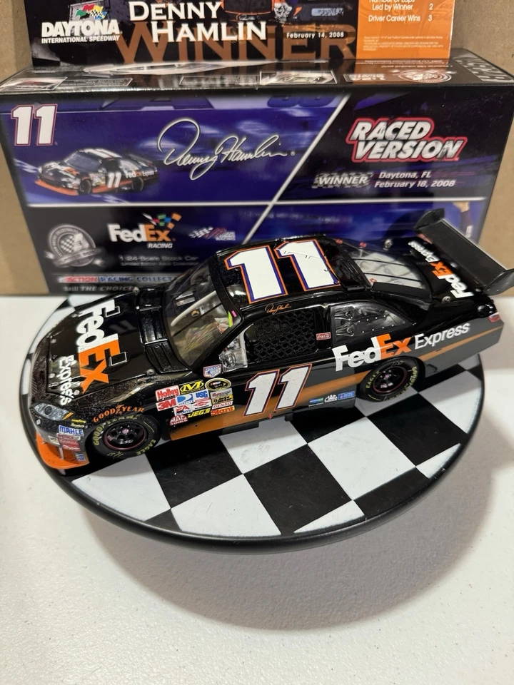 Denny Hamlin #11 FedEx Express Duel 150 Carrera Victoria 2008 1/24 Nascar Diecast Foto 2 de 4