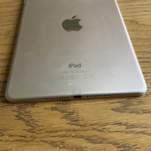 Apple iPad Mini 4, 32GB, Rose Gold, A1538, With Faults - Picture 8 of 9