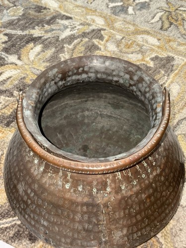 Antique Large Copper Cauldron Kettle HANDLE Pot 14” X 11” x 9” Turkish RARE HTF - Picture 5 of 9