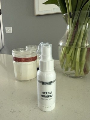 DMK Danne Montague King HERB & MINERAL Moisture SPRAY 60ml NEW Exp 10/28