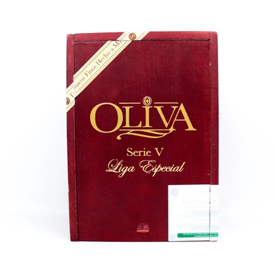 Oliva Churchill Extra Serie V Liga Especial Wood Cigar Box 7.75'' x 5.5'' x 3.75''