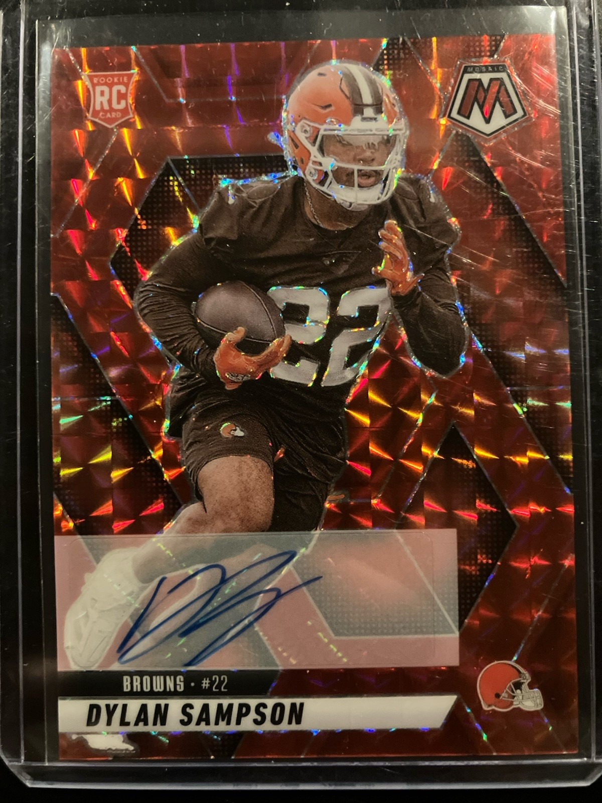 2025 Panini Mosaic - Rookies Dylan Sampson #355 Red Mosaic Prizm Autographs /199