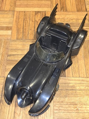 VINTAGE 1989 TM & DC COMICS PLASTIC BAT MOBILE Batman Collectible TOY CAR