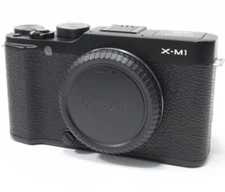 Fujifilm X-M1 16.3MP Digital Camera Black With Battery Strap & Charger