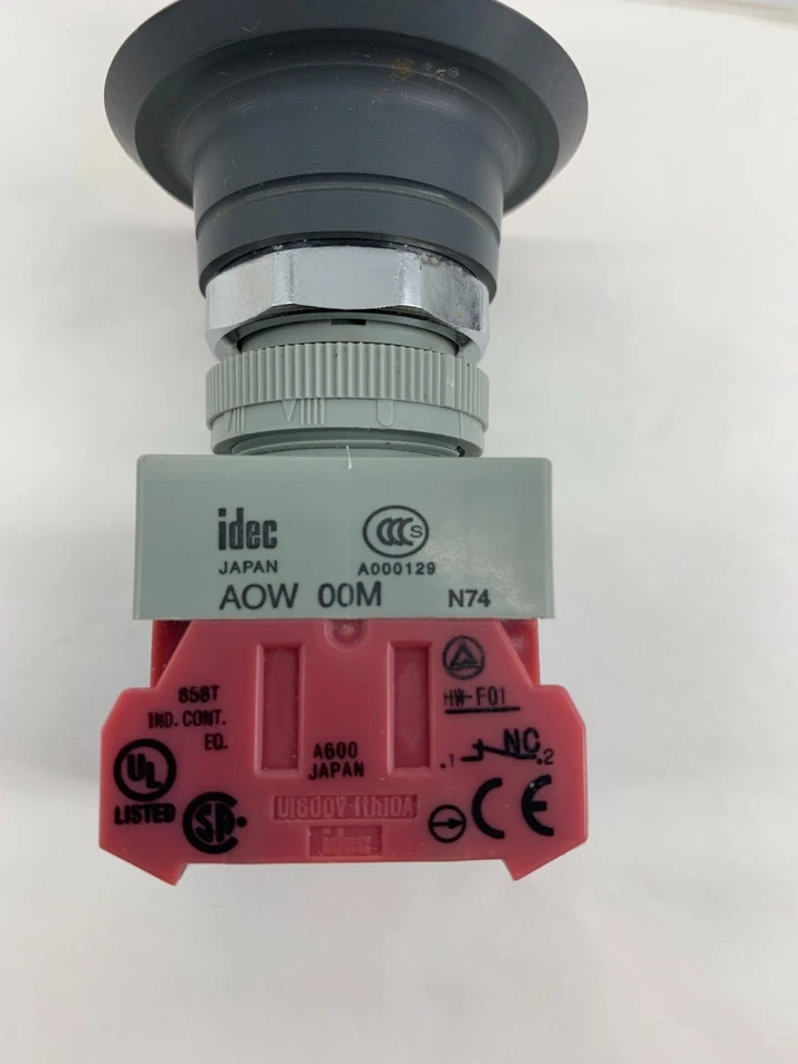 IDEC Corporation A0W311N-R Pushbutton Non-Illuminated Mushroom Head E-Stop RED - Image 3 of 4