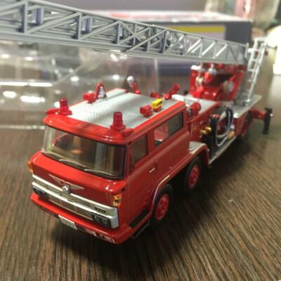 ミニカー TOMICA LIMITED VINTAGE NEO HINO TC343 Tomica Limited Vintage NEO LV-N24c Hino TC343 Ladder Fire Truck 1