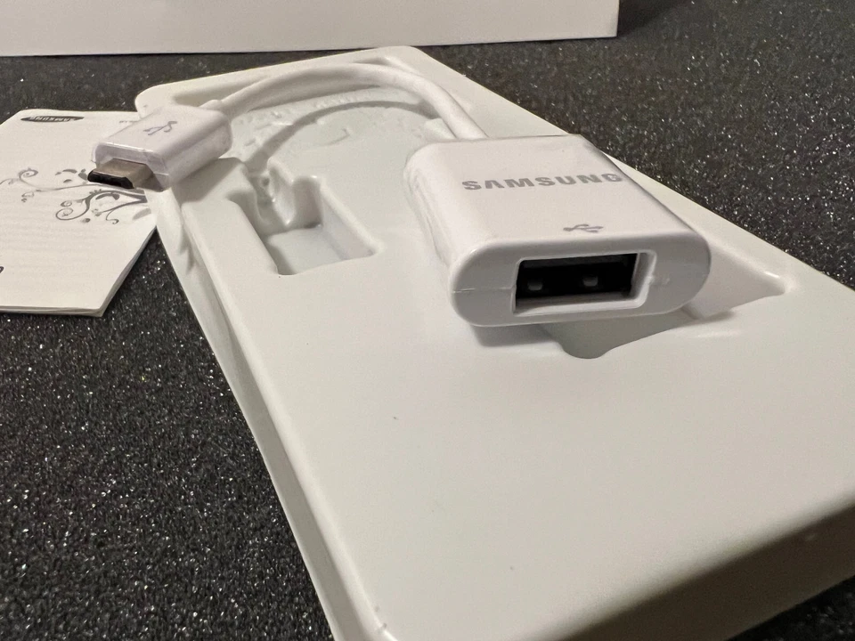 Original Samsung Galaxy Micro-USB To USB Data Adapter - Note 8 Galaxy Tab 3 - Image 3 of 4