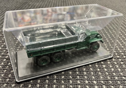 STUDEBAKER US6 U3 DIE CAST COLLECTIBLE 1/43 SCALE MODEL IN DISPLAY CASE - Picture 6 of 6
