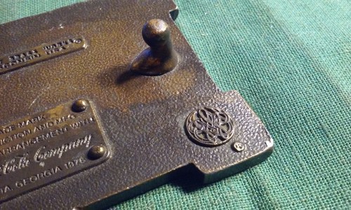 Coca-Cola Coke Soda Pop Company Logo 1975 Bergamot Vintage Brass Belt Buckle - Picture 5 of 7