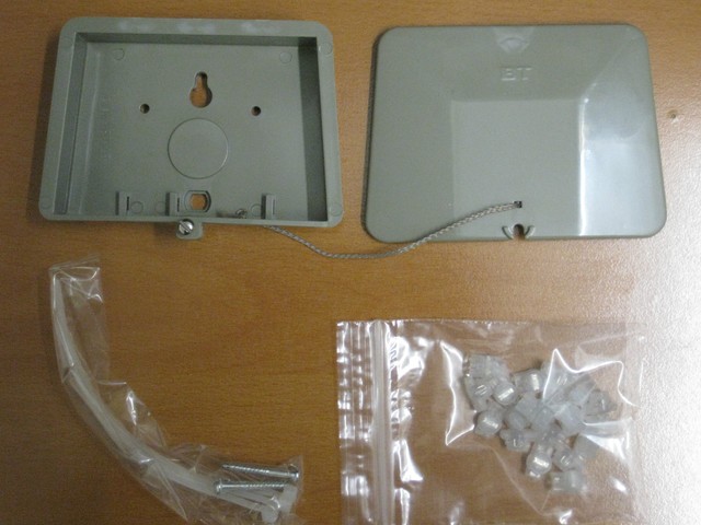 Genuine BT66B External Connection Cable Joint Box 66b + 4 x Jelly 2 Wire Crimps Genuine BT66B External Connection Cable Joint Box 66b + 4 x Jelly 2 Wire Crimps