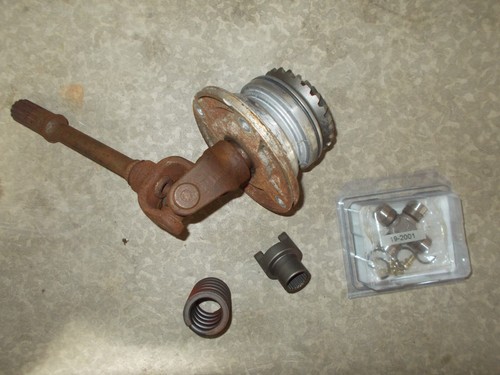 1999 Yamaha Grizzly 600 Rear Drive Shaft Coupler Yoke Gear Spring / New U-Joint - Picture 2 of 2