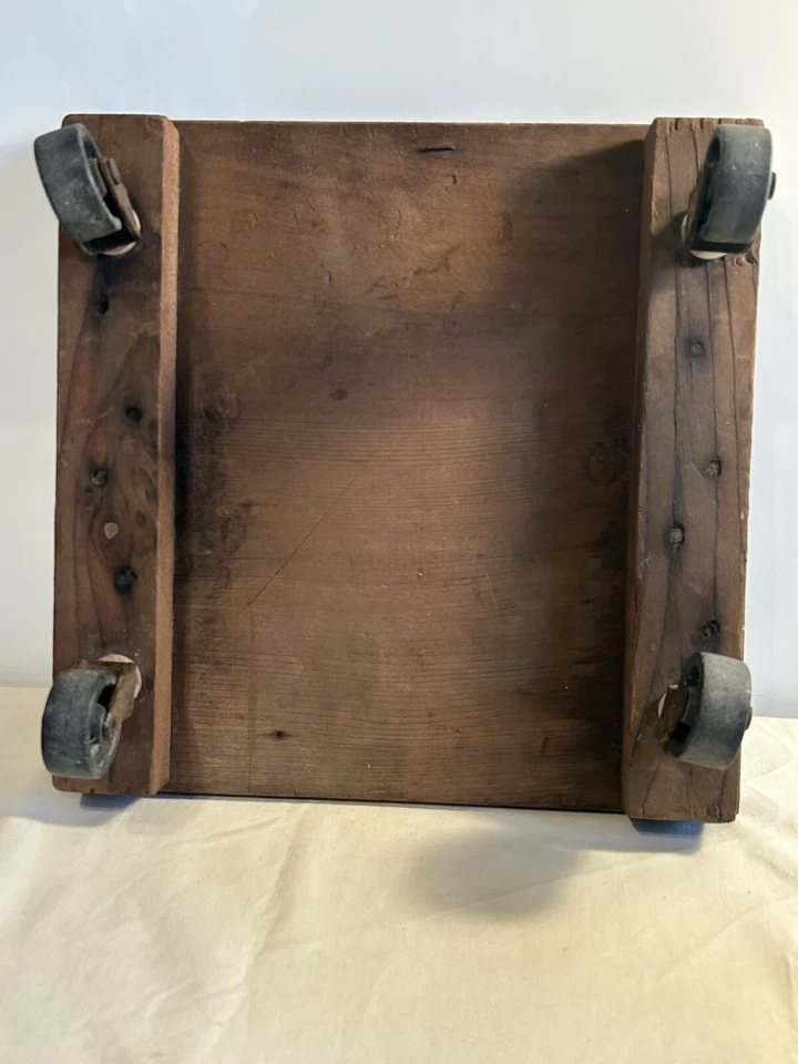 老式质朴木制植物支架多莉滚轮 11.5 英寸方形后盖 — 第 4/4 张图片