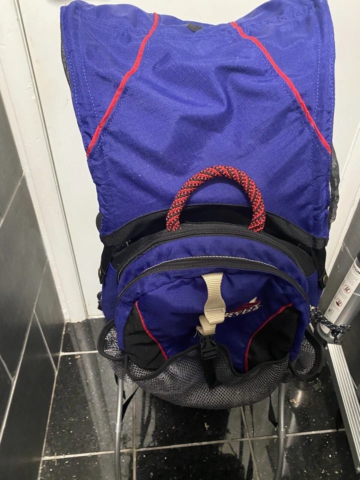 Mochila porta niños KELTY KIDS Backcountry Senderismo con capucha extraíble para sol/lluvia Foto 2 de 4