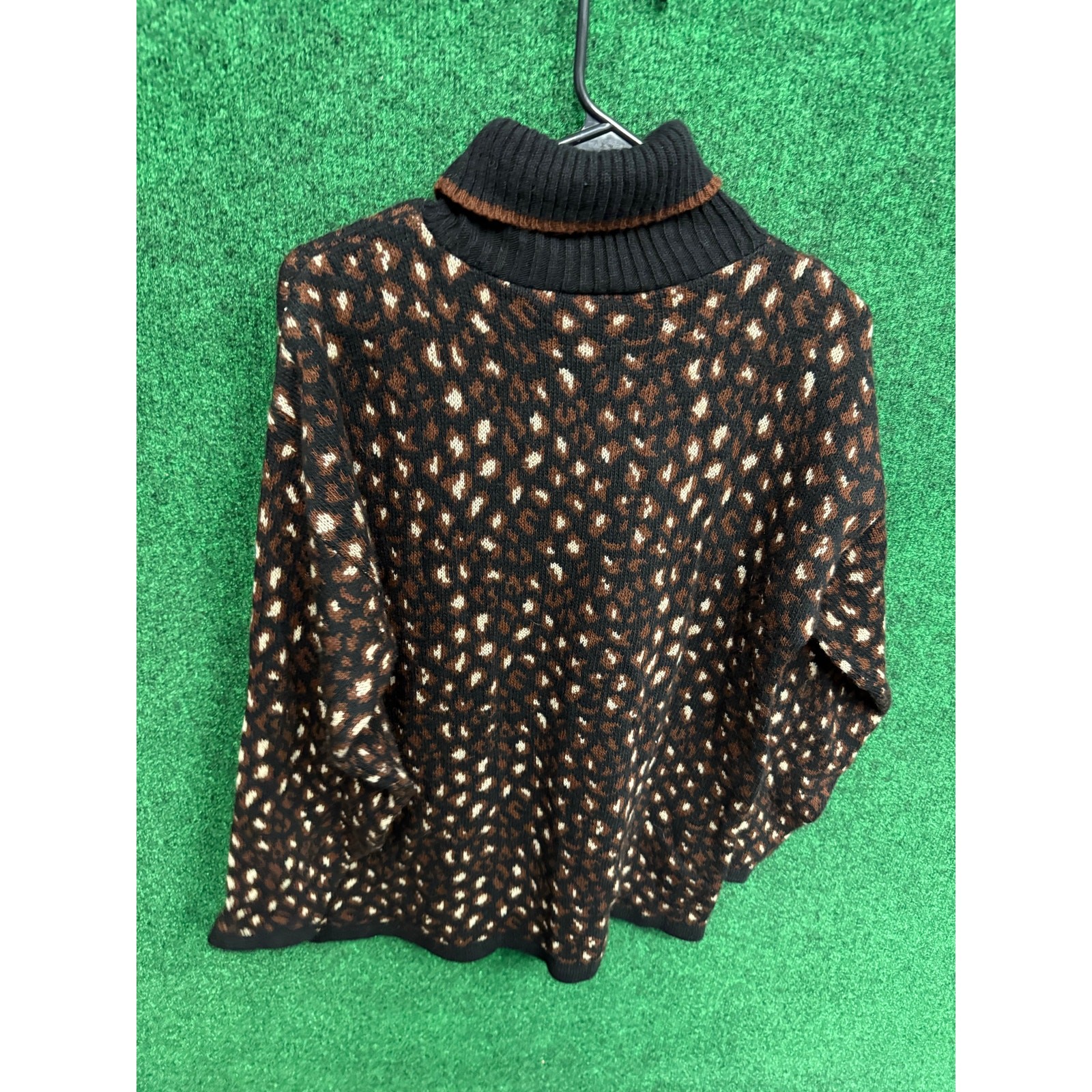 Vintage Basic Editions Cheetah Leopard Pattern Tu… - image 5