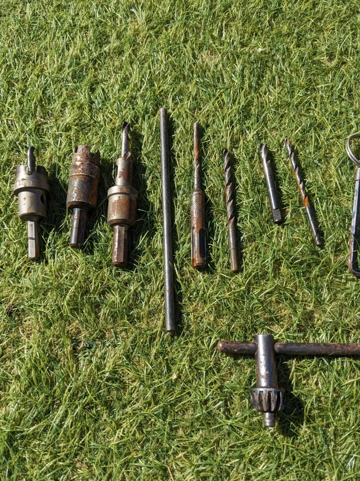 Taladro de percusión y núcleo de diamante Makita 8406C 100V - Hecho en Japón Acero: 13 mm Foto 4 de 4