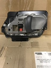 GMC Yukon Chevy Tahoe 95-99 RH Rear Inner Door Handle 15708042 USED OEM