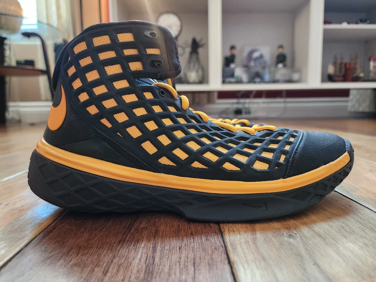 Nike Zoom Kobe 3 Asia Exclusive Black Gold for Sale | Authenticity