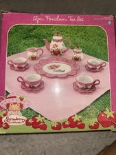 Strawberry Shortcake Tea Set