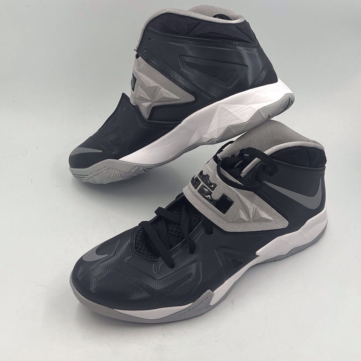 Size 13 - Nike LeBron Zoom Soldier 7 TB Black for sale  display picture 2