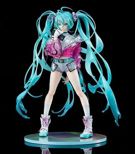 Vocaloid Hatsune Miku With SOLWA 1:7 Scale Statue **Authentic!!** Sealed - Picture 5 of 6