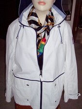 Mackintosh New England Women's Jacket White With Navy Blue W/hood Coat