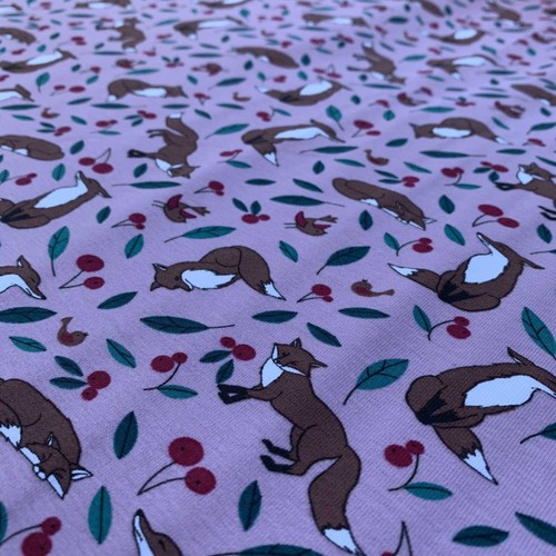 Foxes Animals Printed Cotton Elastane Spandex Stretch Jersey Dress Craft Fabric - Picture 3 of 16
