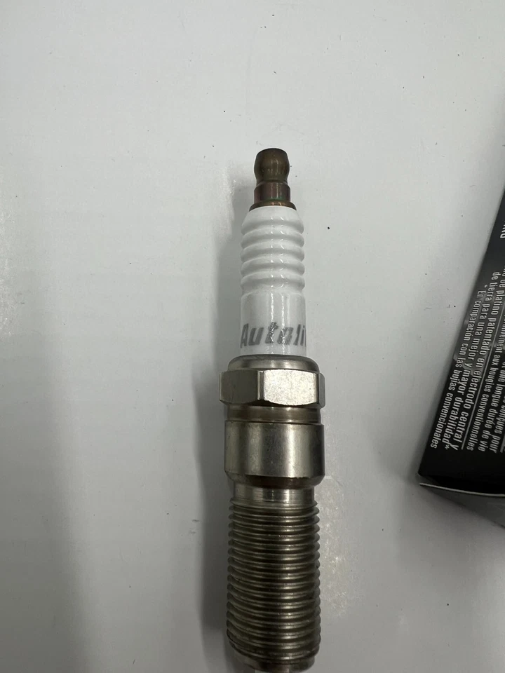 (CANTIDAD 4) Bujías Autolite Doble Platino APP5426 para Jeep Wrangler 2011 Foto 3 de 4