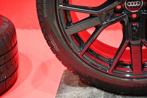 Original Audi RSQ3 Q3 F3 Winterräder Winterreifen RDKS 255/40 R20 83A601025T - Bild 11 von 12