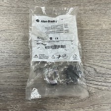 Allen Bradley 800F-MN3W Ser A White Led Module W Latch Nos Oem