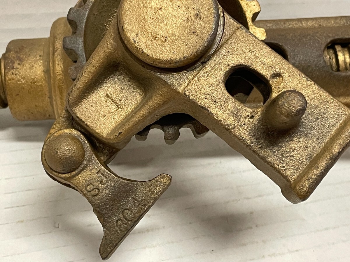 Vintage Antique Automobile Car Screw Jack Cast Iron SJ604 SJ620