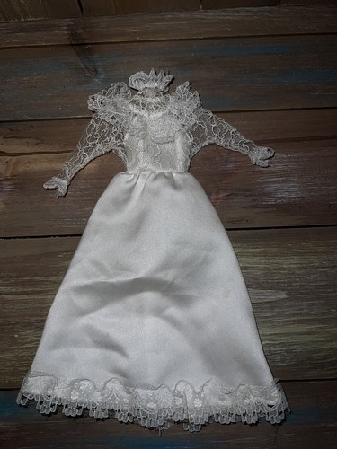 1982 Vintage Barbie Superstar Tracy Bride Wedding Dress Gown w/Lace