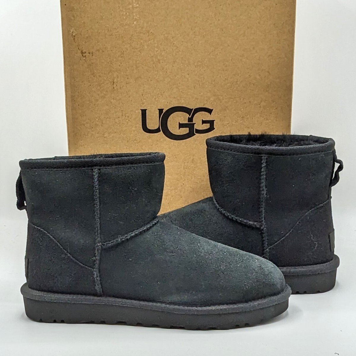 UGG 未発売 5854 クラシックミニ レザー BLACK 7 24 ブーツ 滝沢