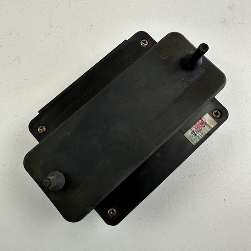 Kawasaki Vulcan VN1600 2005 Fusebox fuse relay junction box 260210002 - Picture 6 of 8