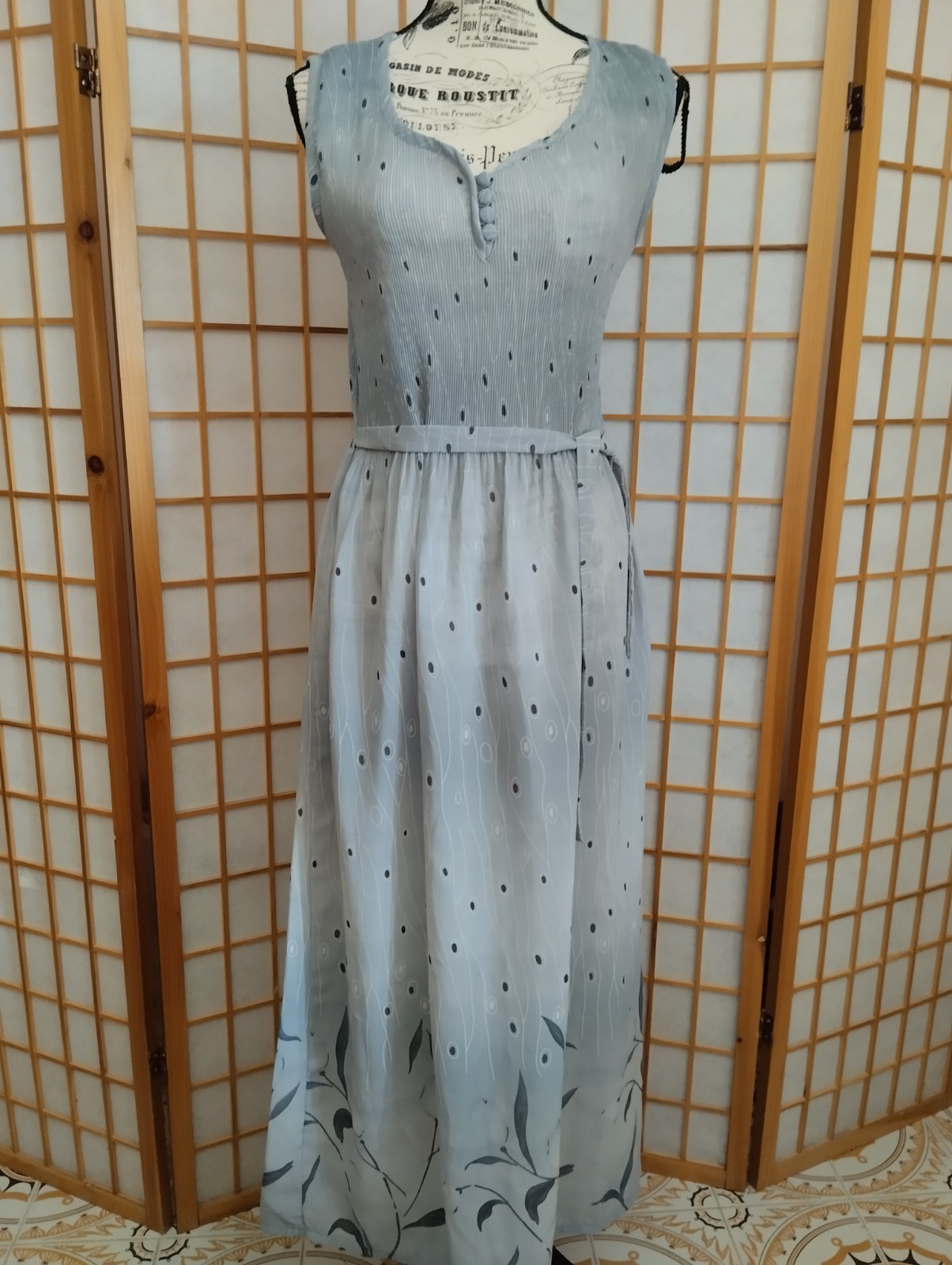 Abito lungo, grigio perla con Corpetto aderente S/M