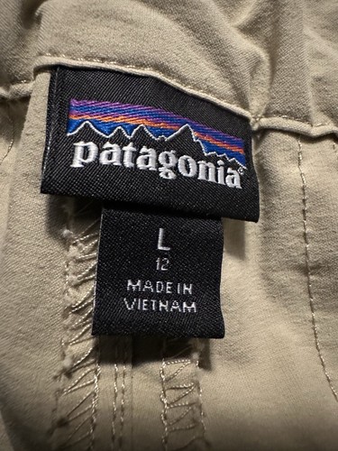 Patagonia® Worn Wear Boys' Shorts Large Size 12 Inseam 7” READ FOR DAMAGE - Picture 9 of 9