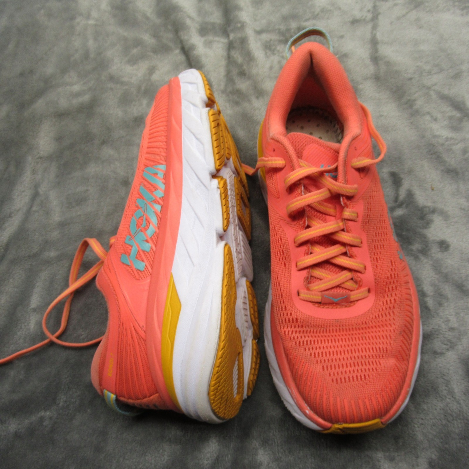 Hoka Bondi 7 Womens Shoes 8 Salmon Running Lightweight Jog Gym Active Hike Jog