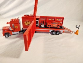 Lego Mack's Team Truck 8486 Disney Cars 100% Complete Set Lightning Mcqueen 2011