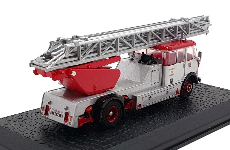Oxford Diecast 1/76 Scale 76AM001 - London Fire Brigade AEC Mercury TL - Image 2 of 4