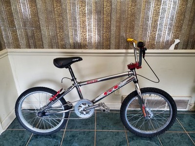 Vintage Bmx 1996 GT Fueler Midschool BMX Frameset Profile Cranks
