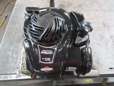 Briggs & Stratton Engine 09P702 -0145-F1 550ex 140cc 5.5 Vertical SHAFT 7/8"