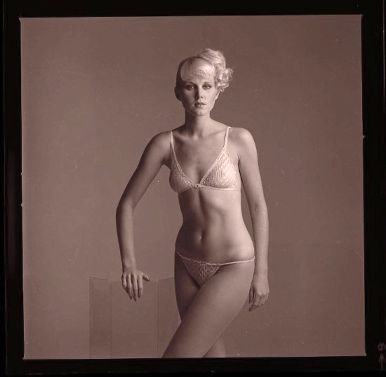 LQQK 3 vintage 1983 negative MARVELOUS LINGERIE FASHION MODEL NEXT DOOR #77