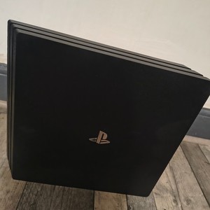 Sony PlayStation 4 Pro