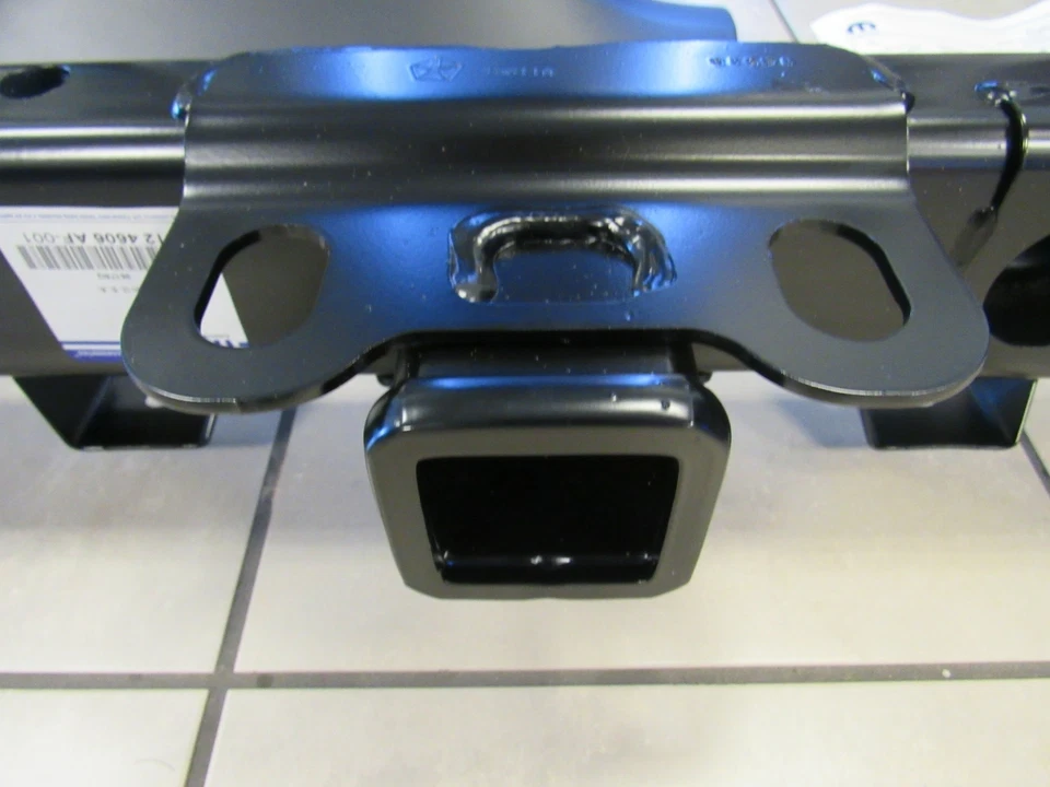 JEEP GRAND CHEROKEE Or DODGE DURANGO Trailer Hitch Receiver NEW OEM MOPAR - Image 2 of 3