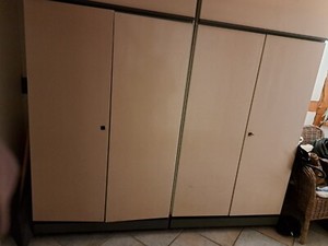 Zu Verschenken Schrank