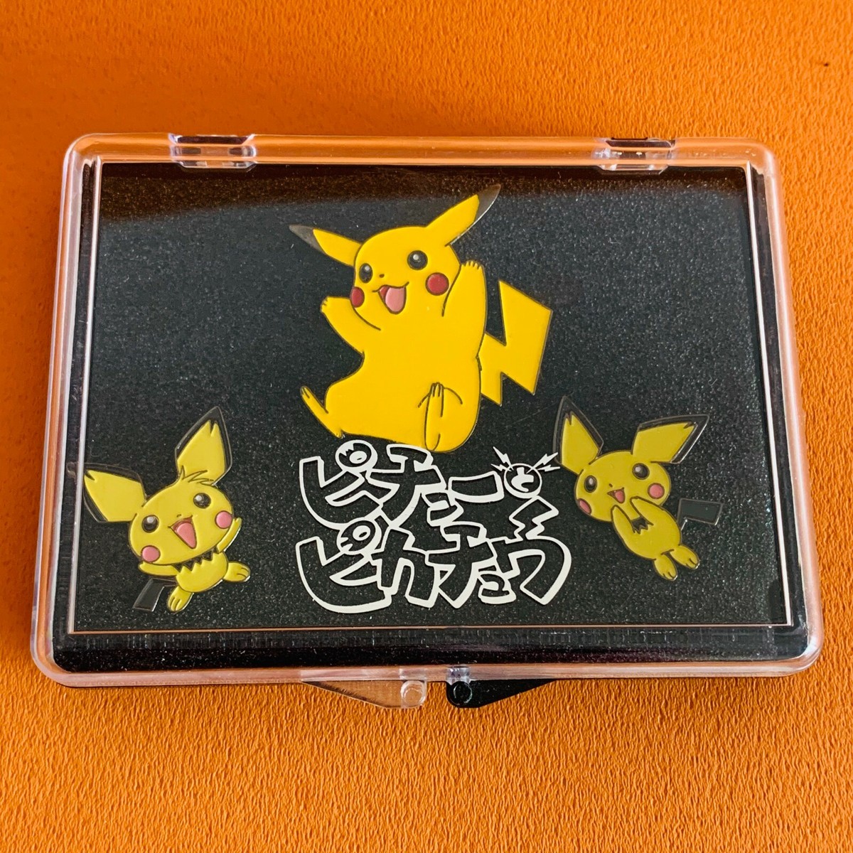PIKACHU the MOVIE 2000 バッジ Pikachu & Pichu Pin Badge Set Pokemon Movie limited Set 2000