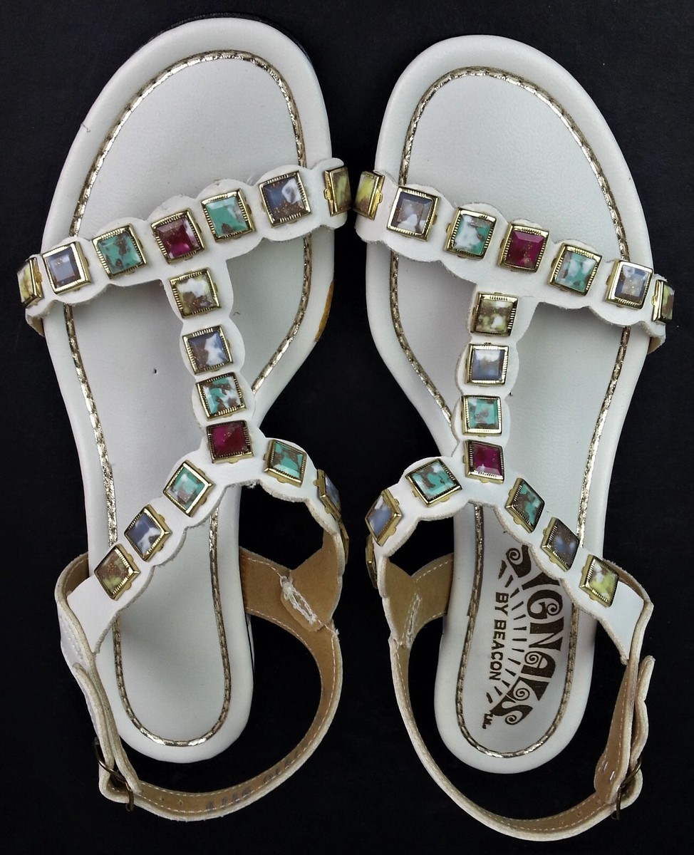 Signals by Beacon T Strap Sandals Size 5B Square Jewels
