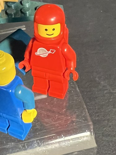 LEGO Space: Xenon X-Craft Vintage parts including three extra lego spaceman - Picture 7 of 7